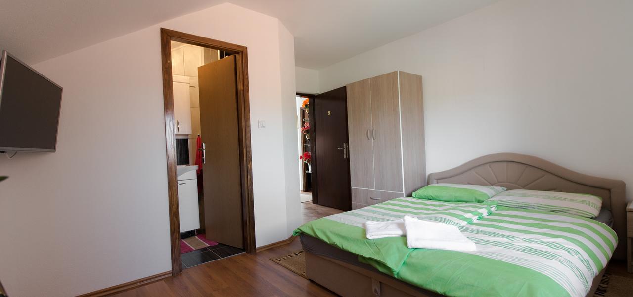 Guesthouse Vila Puzic Баня-Лука Экстерьер фото